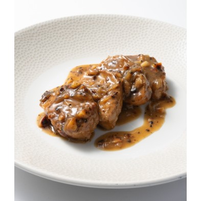 Solomillo de cerdo al PX con almendras