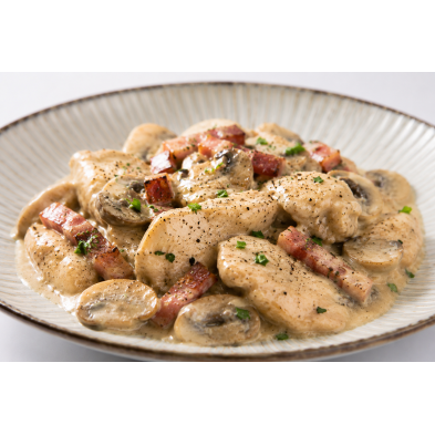 Pollo a la carbonara con champiñones y bacon