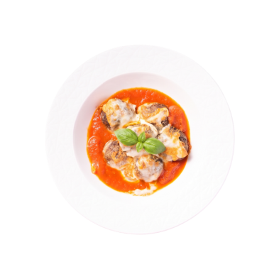Albóndigas de berenjena rellenas de mozzarella en salsa de tomate y albahaca receta casera - Qchara