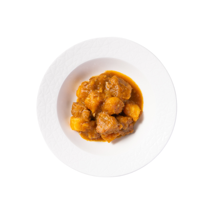 Carne en salsa de verduras con patatas