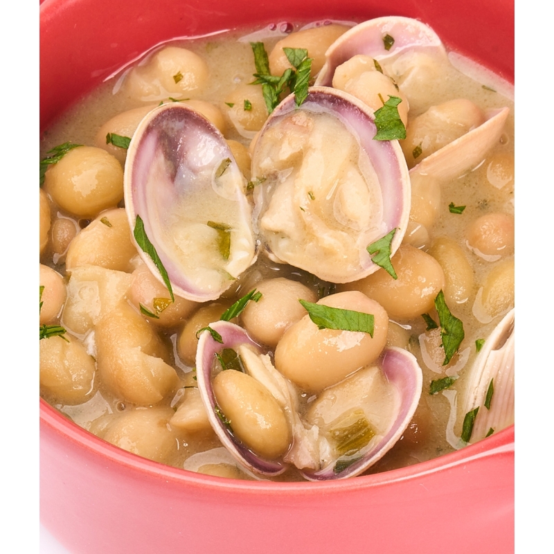 Alubias 'Pochas' con almejas